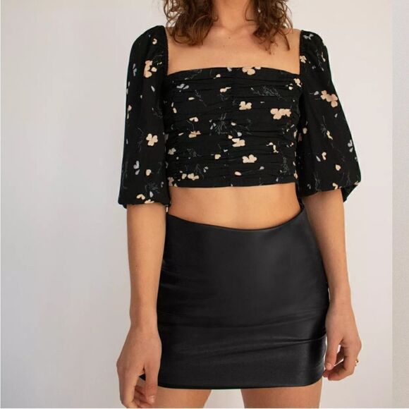 Wilfred Free Oracle Black Pleather Mini Skirt NWT - Picture 1 of 7